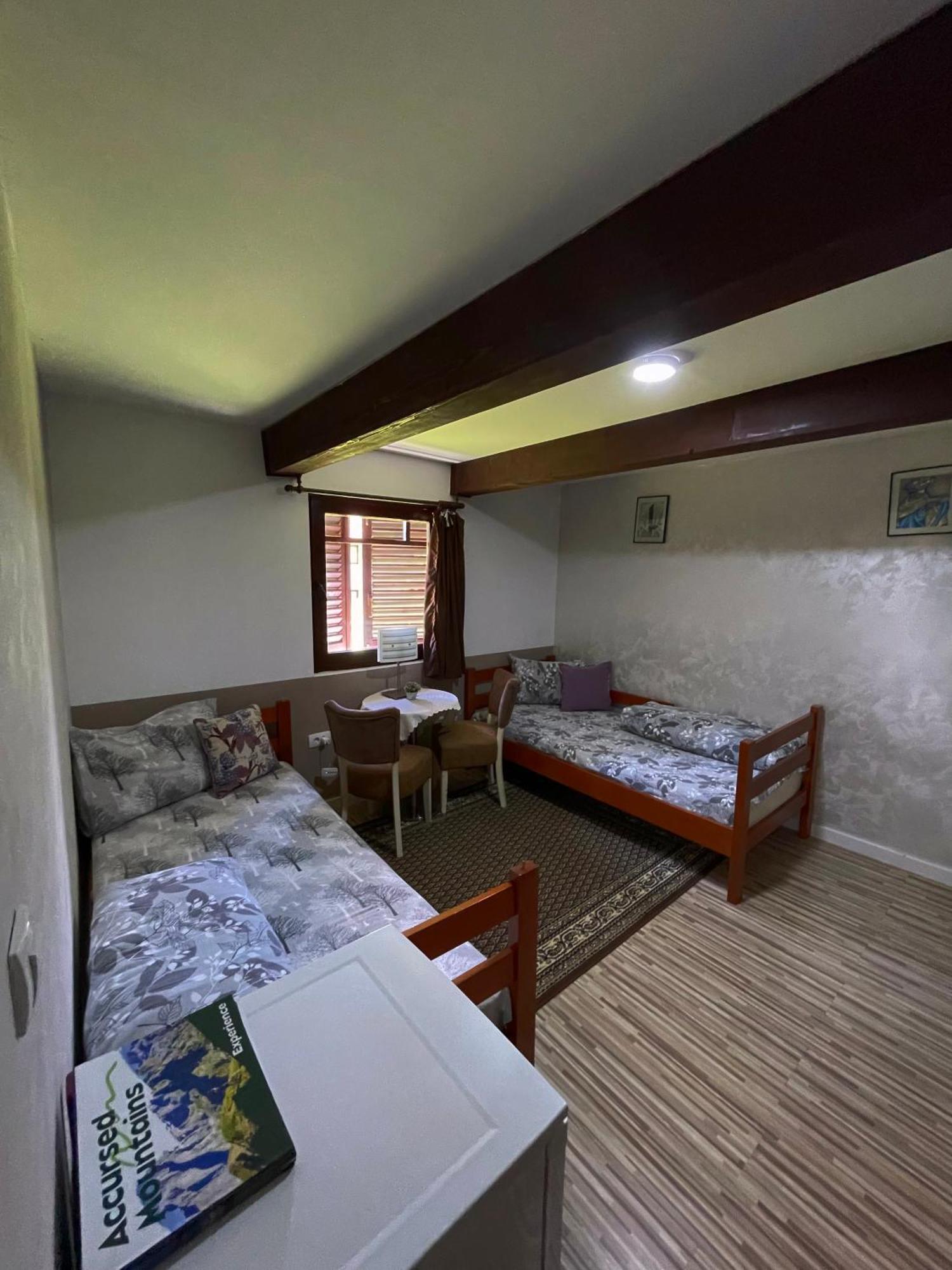 Rooms P&L Plav Esterno foto