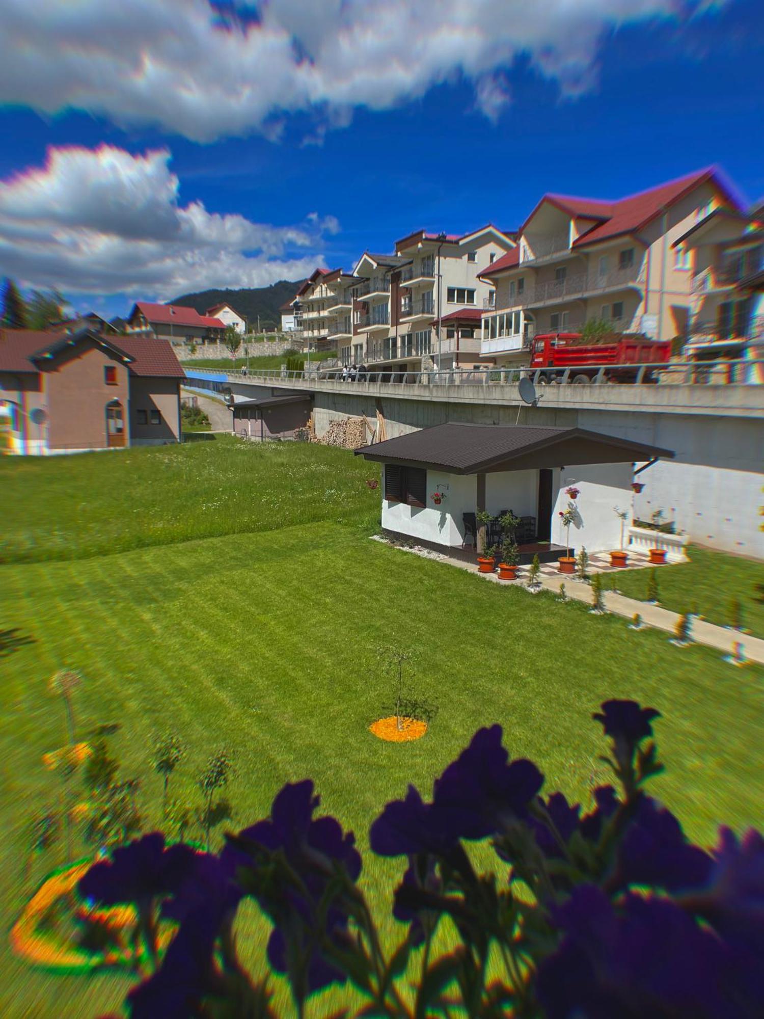 Rooms P&L Plav Esterno foto